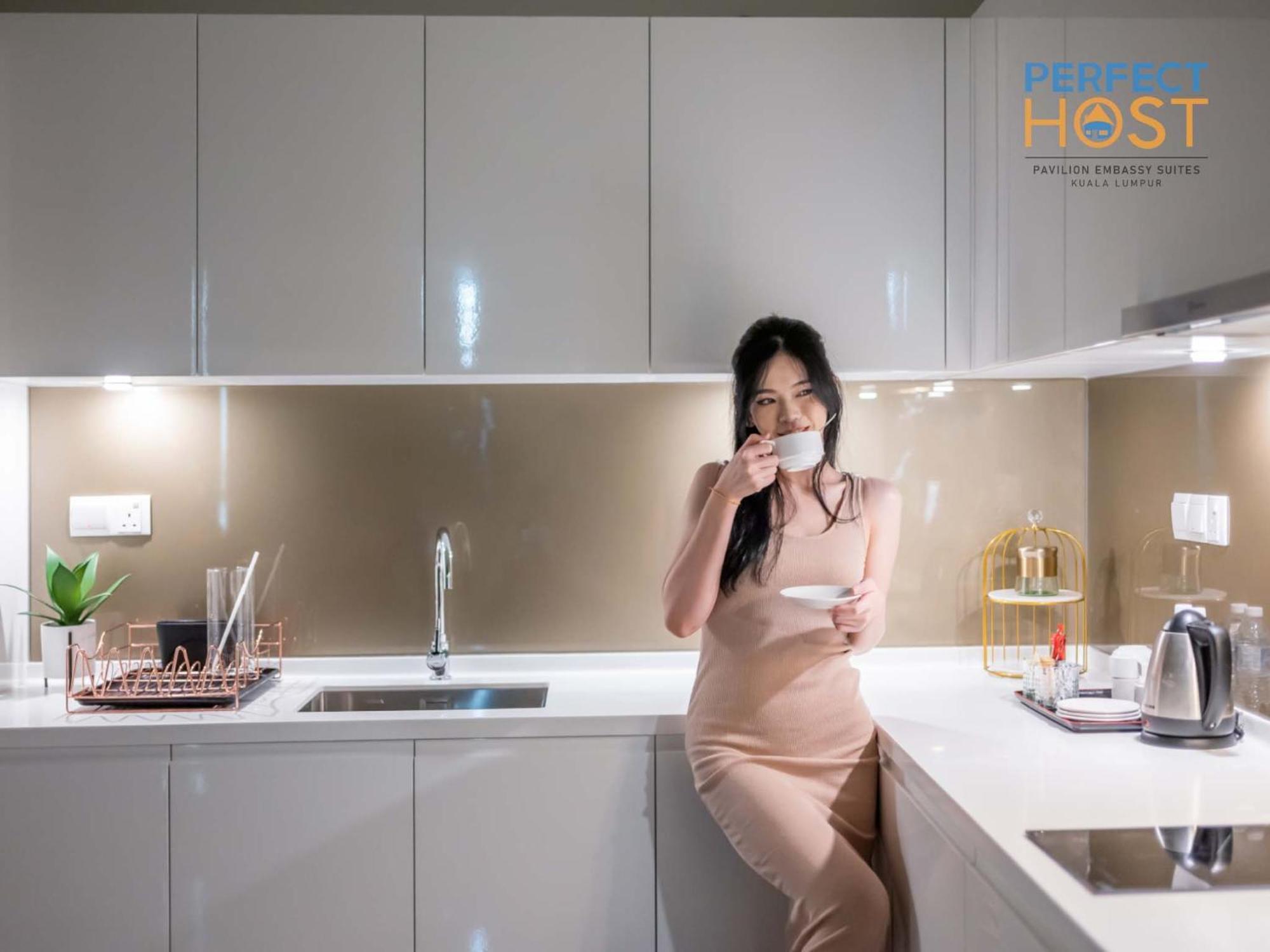 Pavilion Embassy Suites Kl By Perfect Host クアラルンプール エクステリア 写真